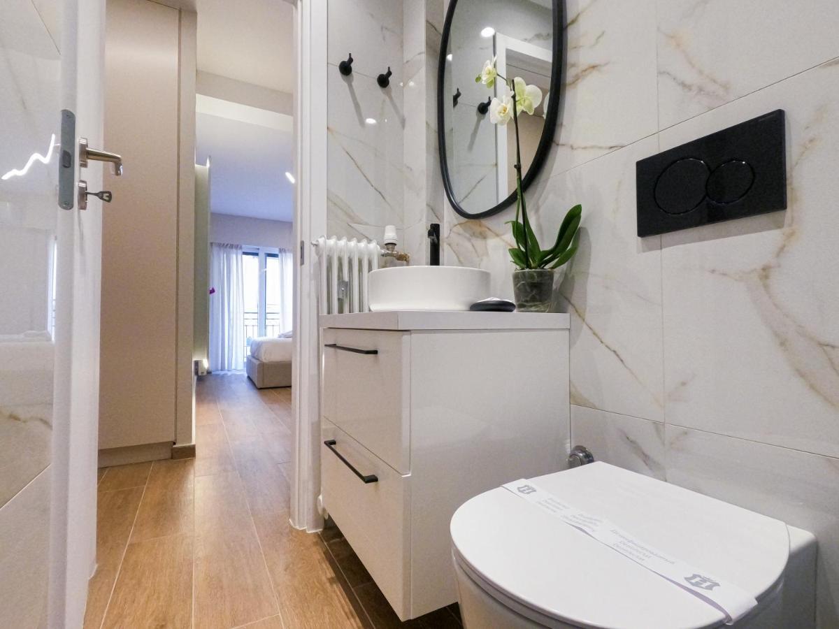 Elegant Suite - Пирей Экстерьер фото